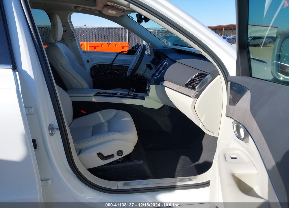 2023 VOLVO XC90 B5 PLUS VIN: YV4L12PN6P1985672