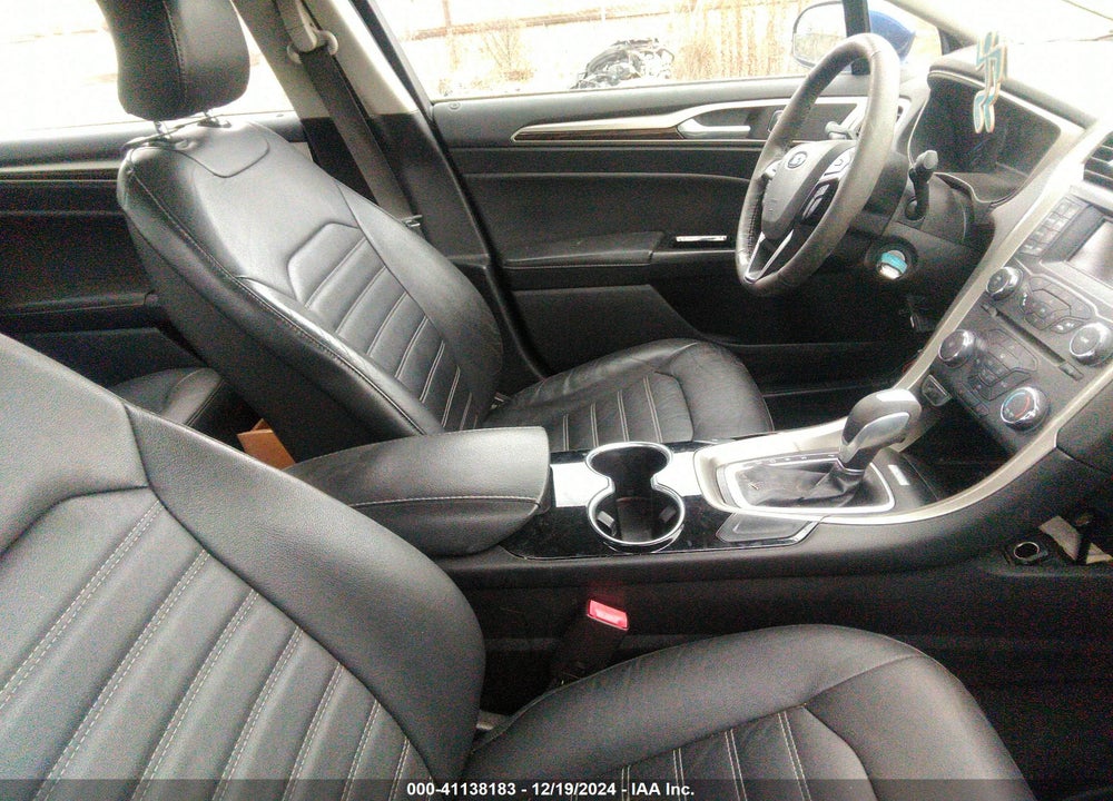 2015 FORD FUSION SE VIN: 3FA6P0HD4FR222682