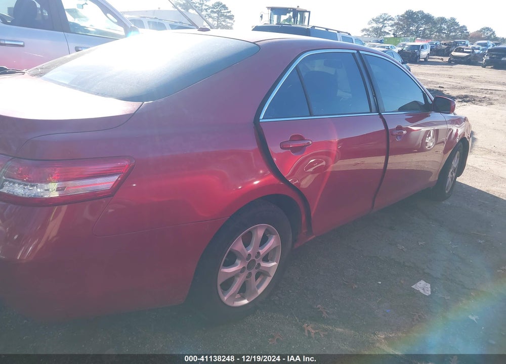 2011 TOYOTA CAMRY LE VIN: 4T1BF3EK4BU624183