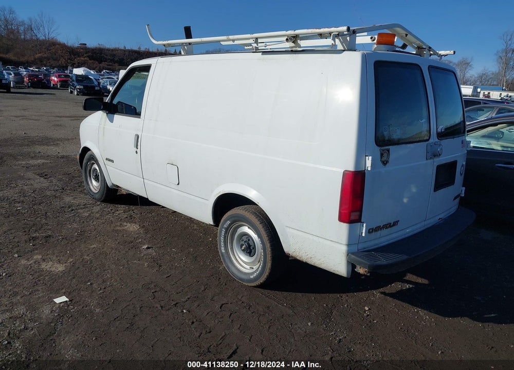 2000 CHEVROLET ASTRO VIN: 1GCDM19W2YB145379