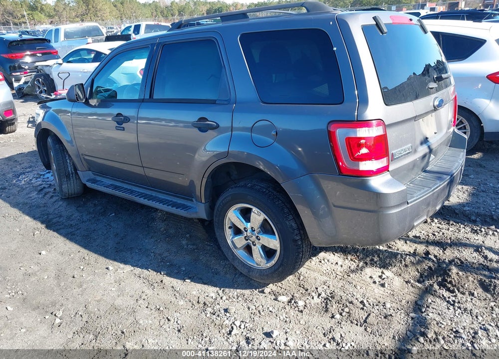 2011 FORD ESCAPE XLT VIN: 1FMCU0DG0BKB09537