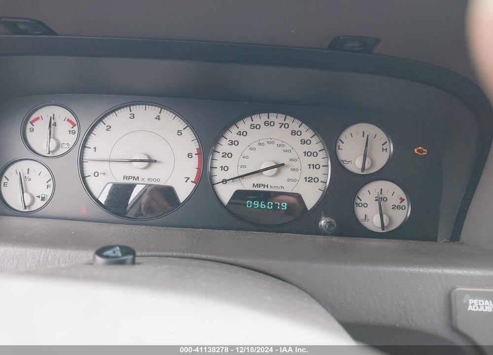 2004 JEEP GRAND CHEROKEE LIMITED VIN: 1J8GW58N44C105695