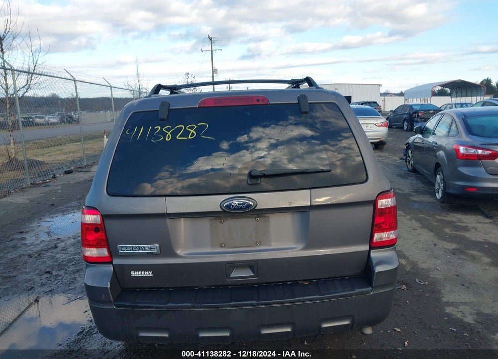 2010 FORD ESCAPE XLT VIN: 1FMCU0D76AKA31649