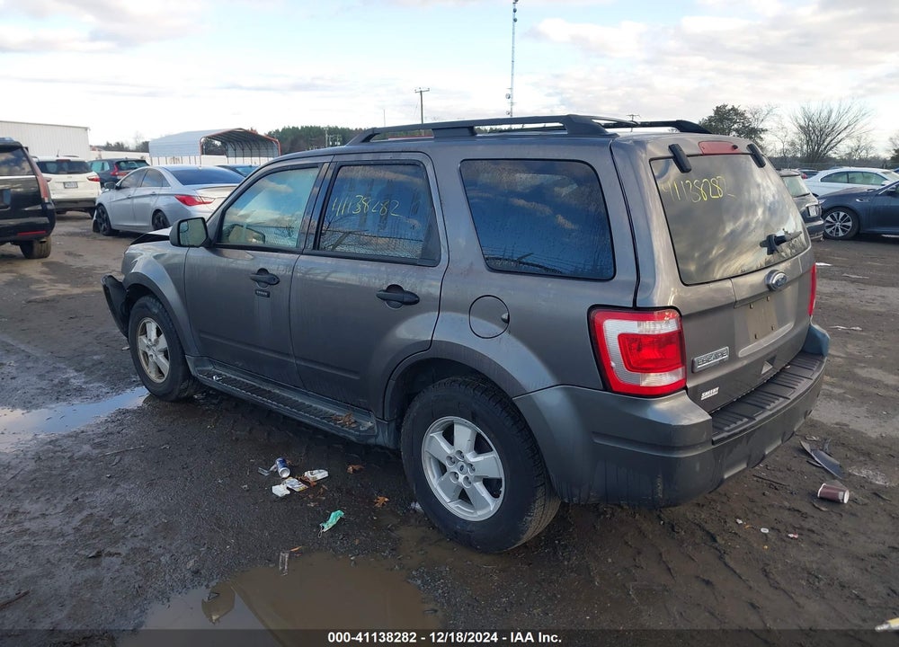 2010 FORD ESCAPE XLT VIN: 1FMCU0D76AKA31649