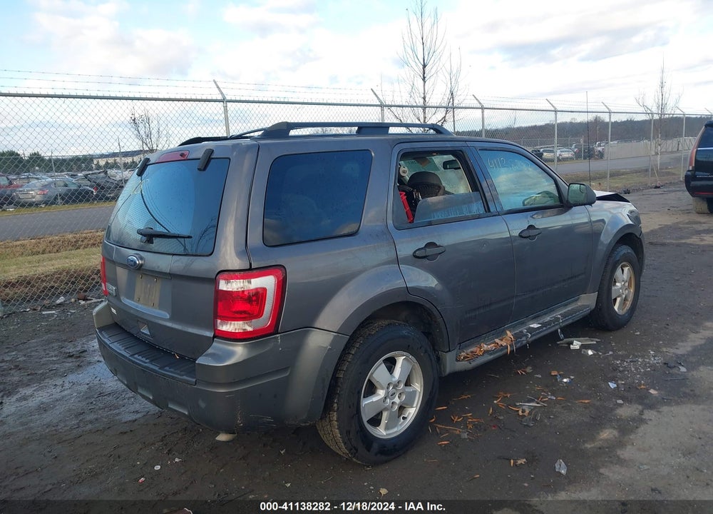 2010 FORD ESCAPE XLT VIN: 1FMCU0D76AKA31649