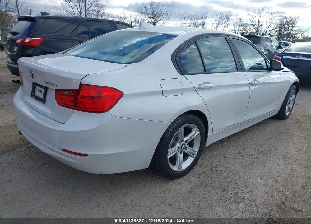 2013 BMW 328I VIN: WBA3B3C55DF541951