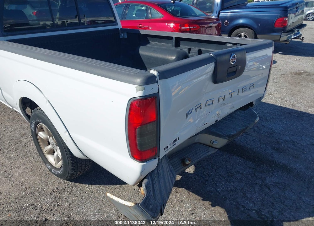 2004 NISSAN FRONTIER XE VIN: 1N6DD26T04C427540