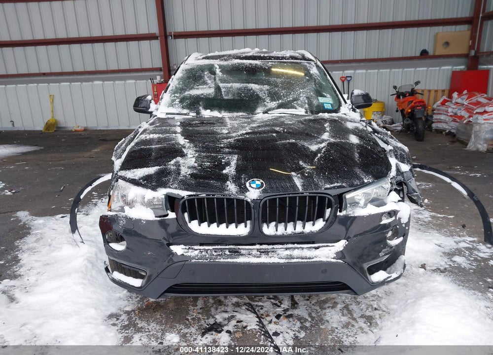 2017 BMW X3 XDRIVE28I VIN: 5UXWX9C54H0T09840