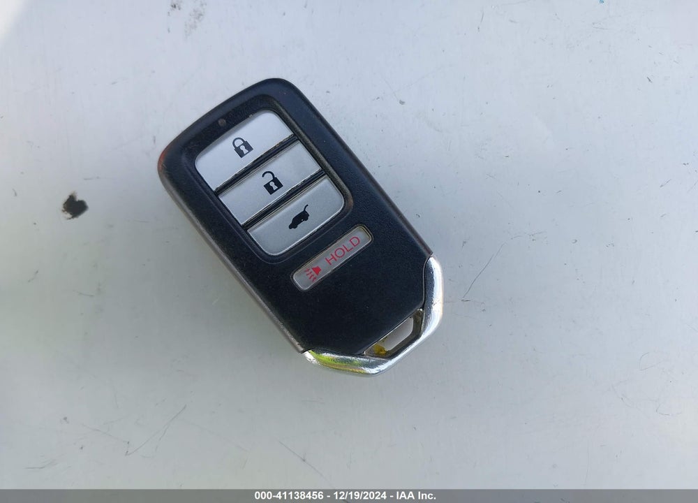2019 HONDA PILOT LX VIN: 5FNYF5H13KB022798