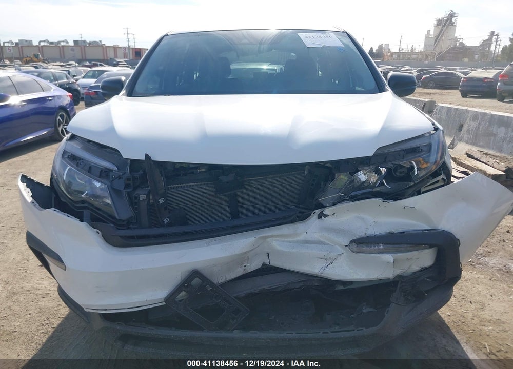 2019 HONDA PILOT LX VIN: 5FNYF5H13KB022798