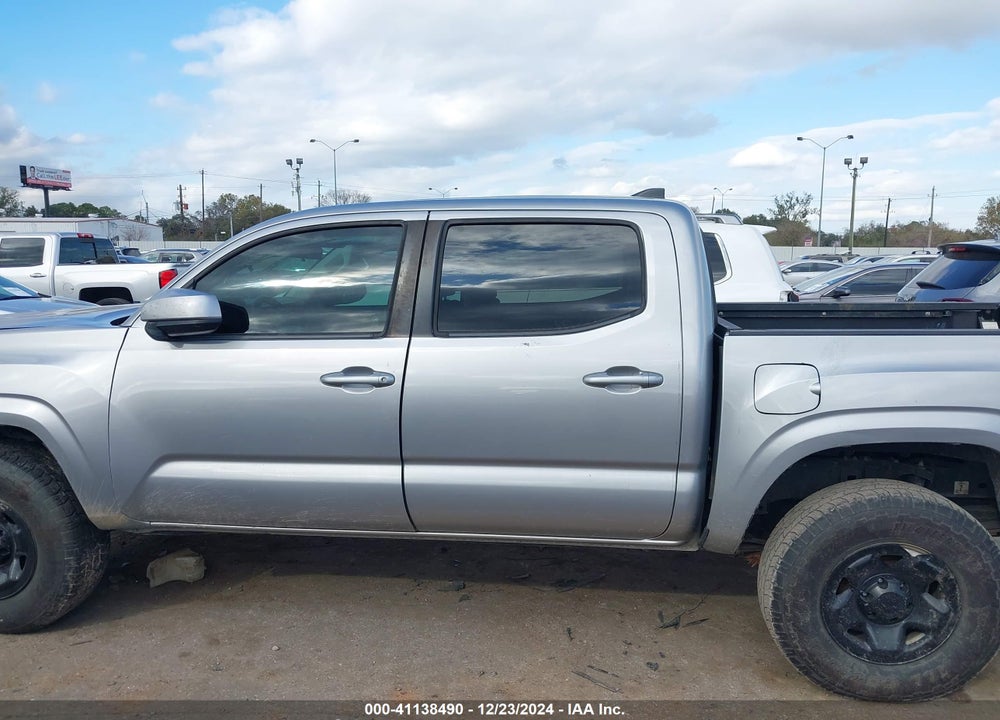 2019 TOYOTA TACOMA VIN: 5TFAX5GN2KX137952
