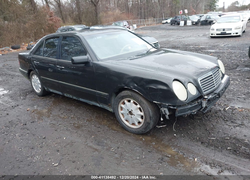 1998 MERCEDES-BENZ E 320 VIN: WDBJF65F9WA622570