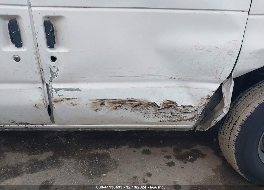 2000 FORD E-250 COMMERCIAL VIN: 1FTNE2422YHB86975