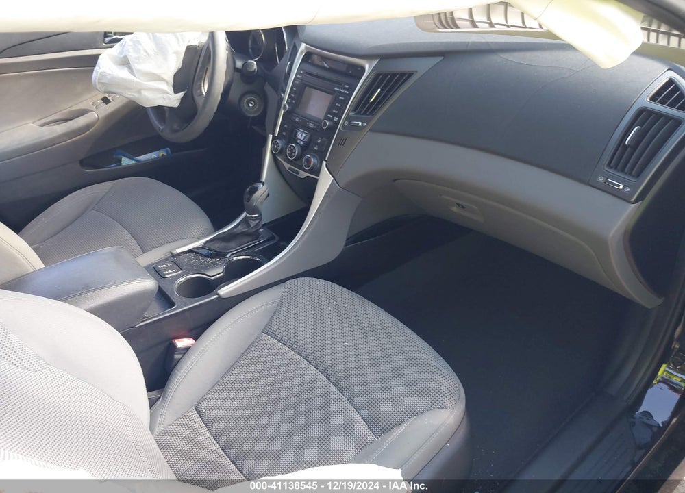 2014 HYUNDAI SONATA GLS VIN: 5NPEB4AC9EH947466