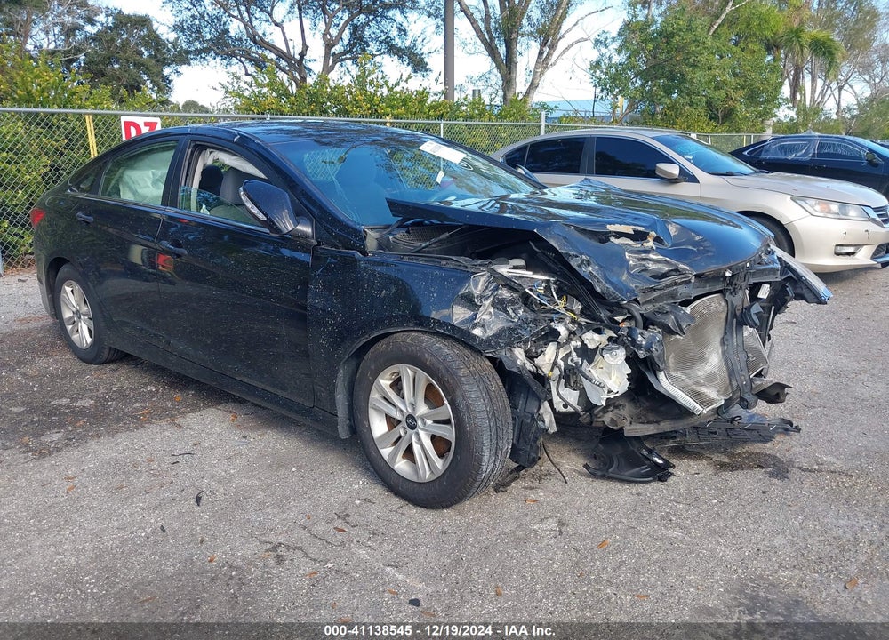 2014 HYUNDAI SONATA GLS VIN: 5NPEB4AC9EH947466