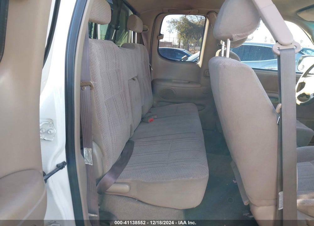 2002 TOYOTA TUNDRA SR5 V8 VIN: 5TBRT341X2S300026