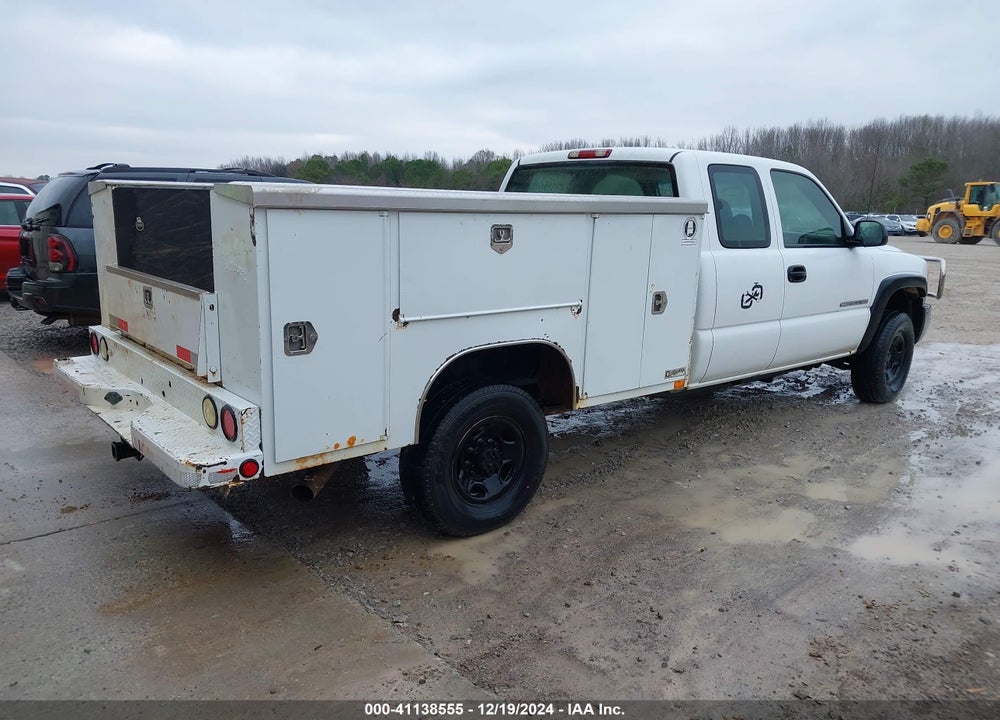 2004 GMC SIERRA 2500HD WORK TRUCK VIN: 1GTHK29U84E235754