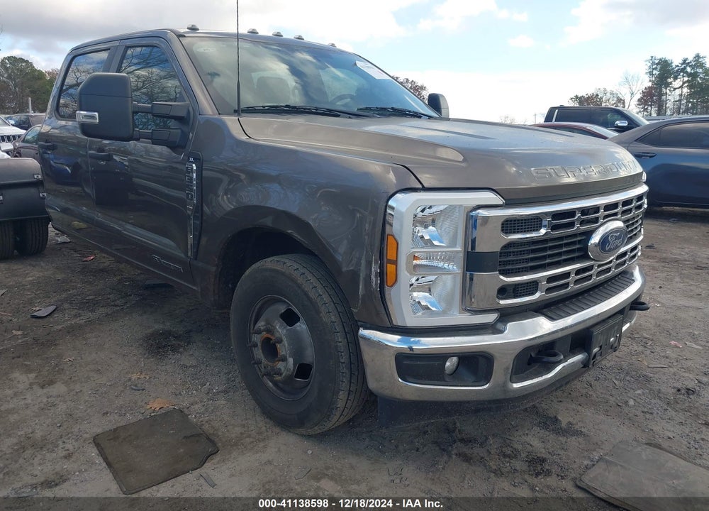 2023 FORD F-350 CHASSIS XL VIN: 1FD8W3GT0PEC55193