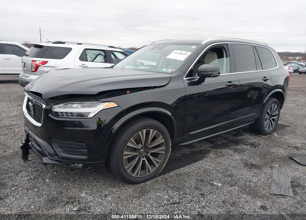 2022 VOLVO XC90 T5 MOMENTUM 7 PASSENGER VIN: YV4102PK9N1785608