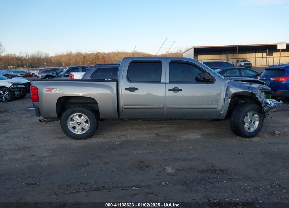 2013 CHEVROLET SILVERADO 1500 LT VIN: 3GCPKSE76DG298274
