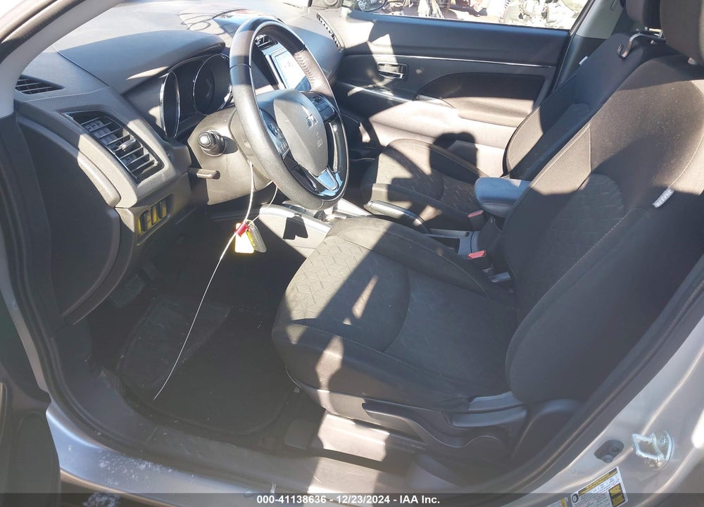 2020 MITSUBISHI OUTLANDER SPORT VIN: JA4AP4AU7LU028801