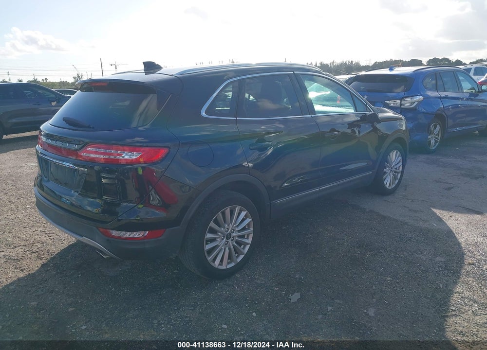 2019 LINCOLN MKC STANDARD VIN: 5LMCJ1C95KUL50464