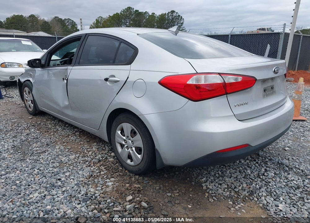 2016 KIA FORTE VIN: KNAFK4A67G5604170
