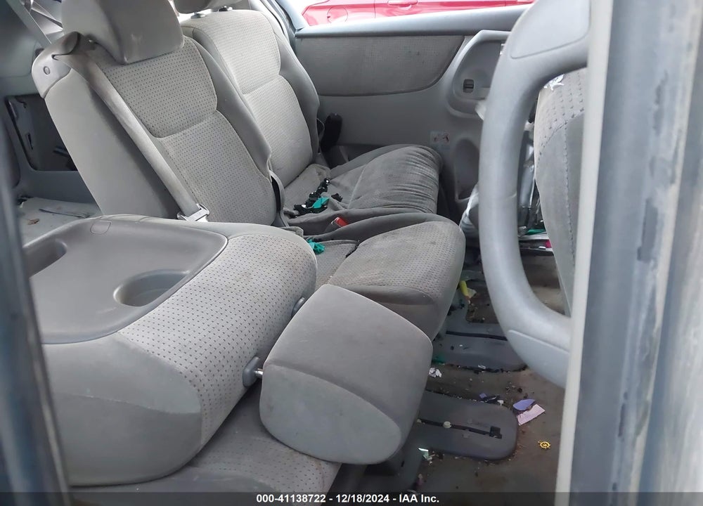 2008 TOYOTA SIENNA LE VIN: 5TDZK23C08S104127