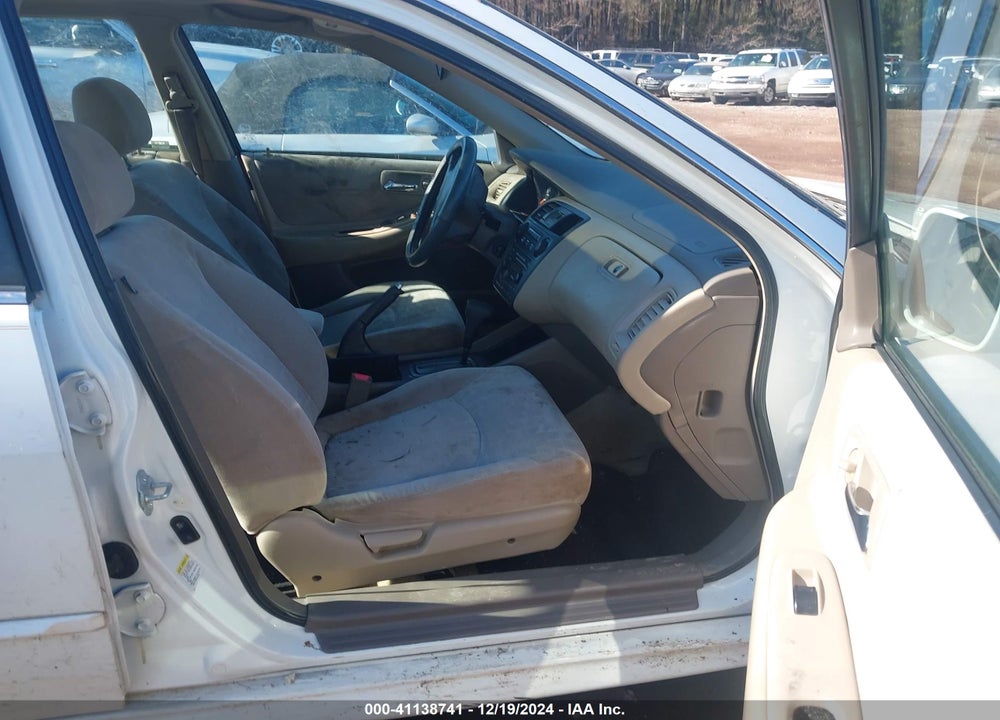 2001 HONDA ACCORD 2.3 EX VIN: 1HGCG56661A066986