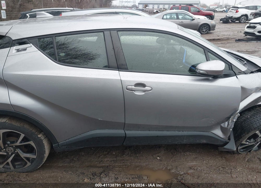 2020 TOYOTA C-HR XLE VIN: JTNKHMBX9L1089712