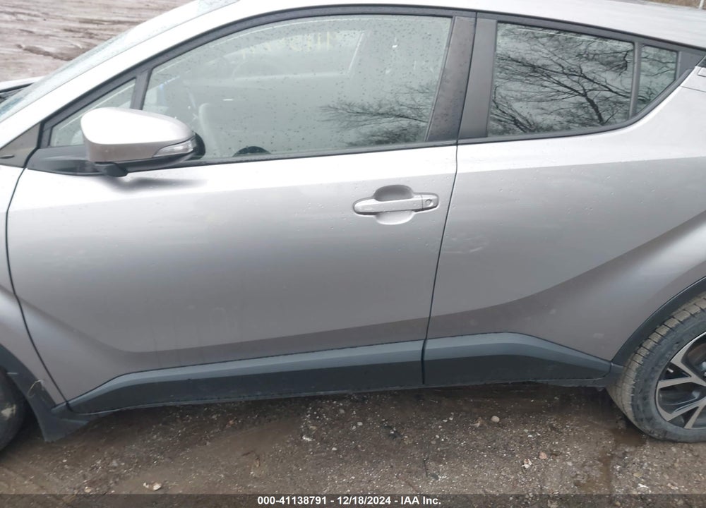 2020 TOYOTA C-HR XLE VIN: JTNKHMBX9L1089712