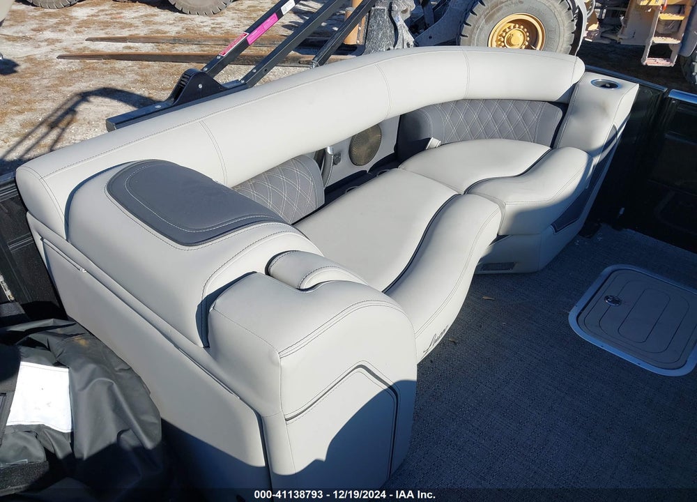 2024 BARLETTA PONTOON VIN: BDF19745A424