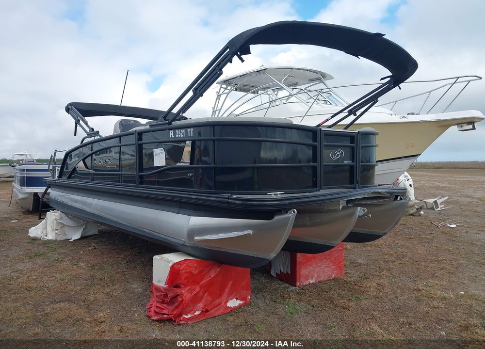 2024 BARLETTA PONTOON VIN: BDF19745A424