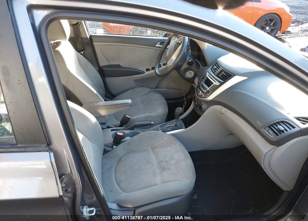 2014 HYUNDAI ACCENT GLS VIN: KMHCT4AEXEU756565