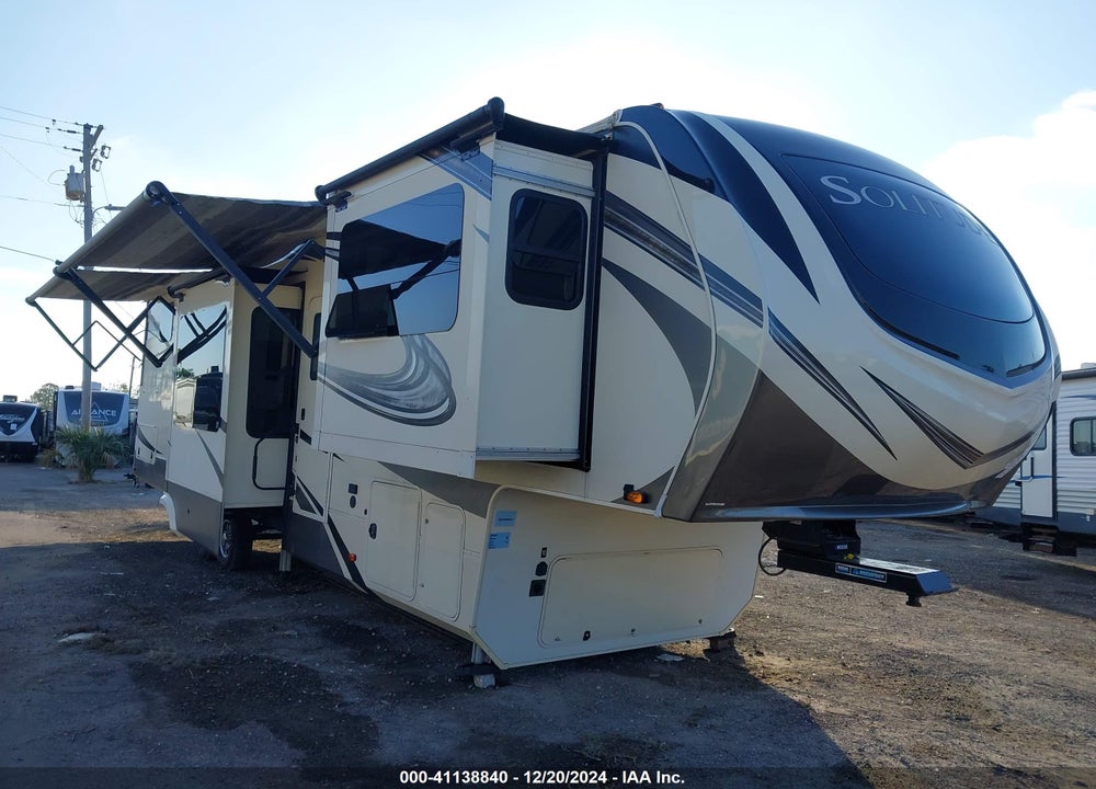 2020 GRAND DESIGN SOLITUDE TRAVEL TRAILER VIN: 573FS4328L9904177