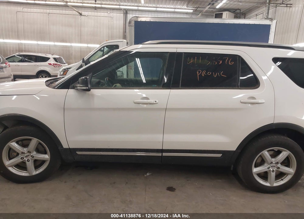 2017 FORD EXPLORER XLT VIN: 1FM5K8D85HGA22749