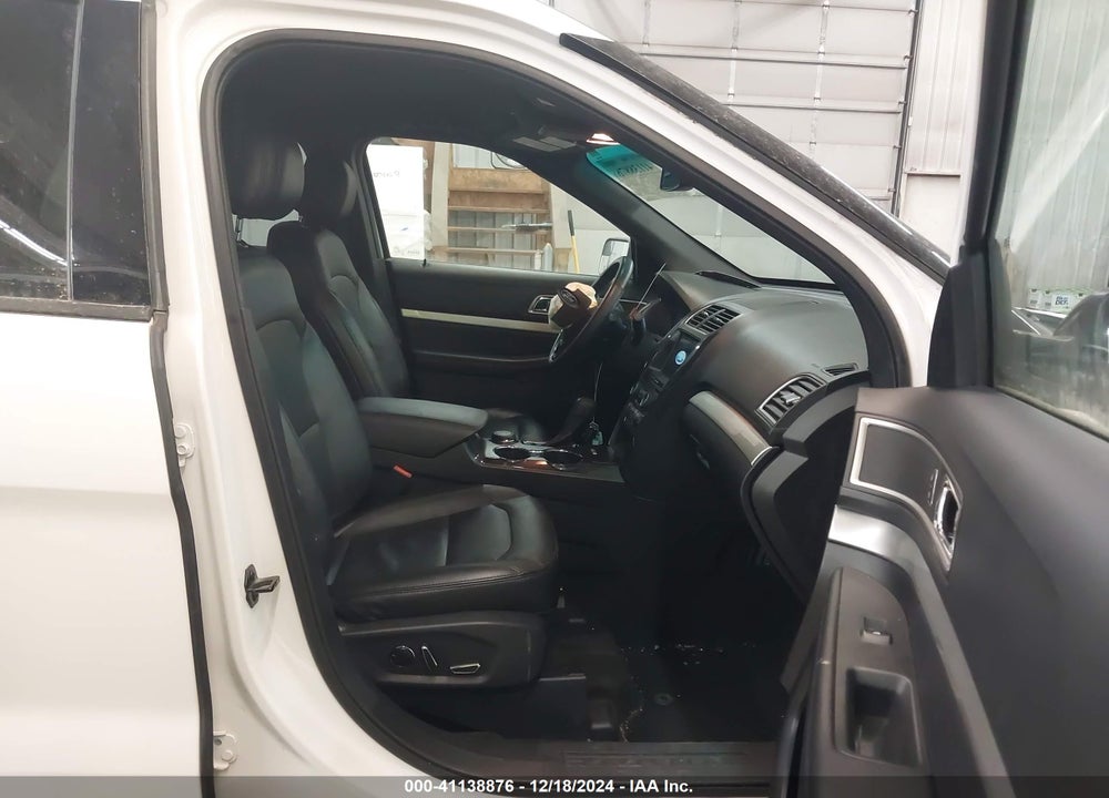 2017 FORD EXPLORER XLT VIN: 1FM5K8D85HGA22749