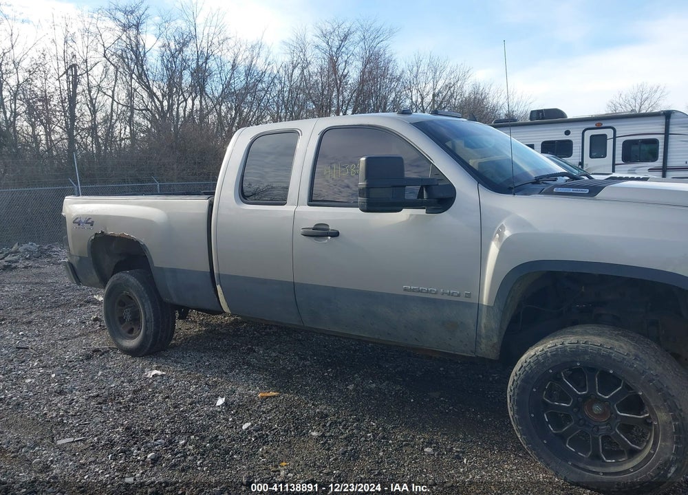 2008 CHEVROLET SILVERADO 2500HD LT2 VIN: 1GCHK29658E172264