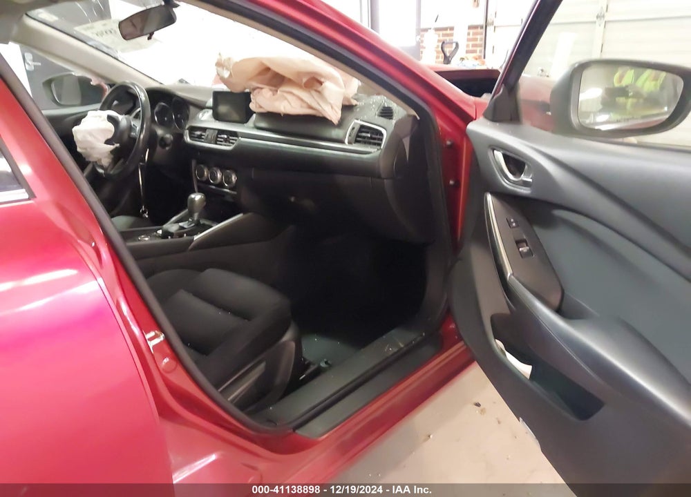 2017 MAZDA MAZDA6 VIN: JM1GL1U56H1152176