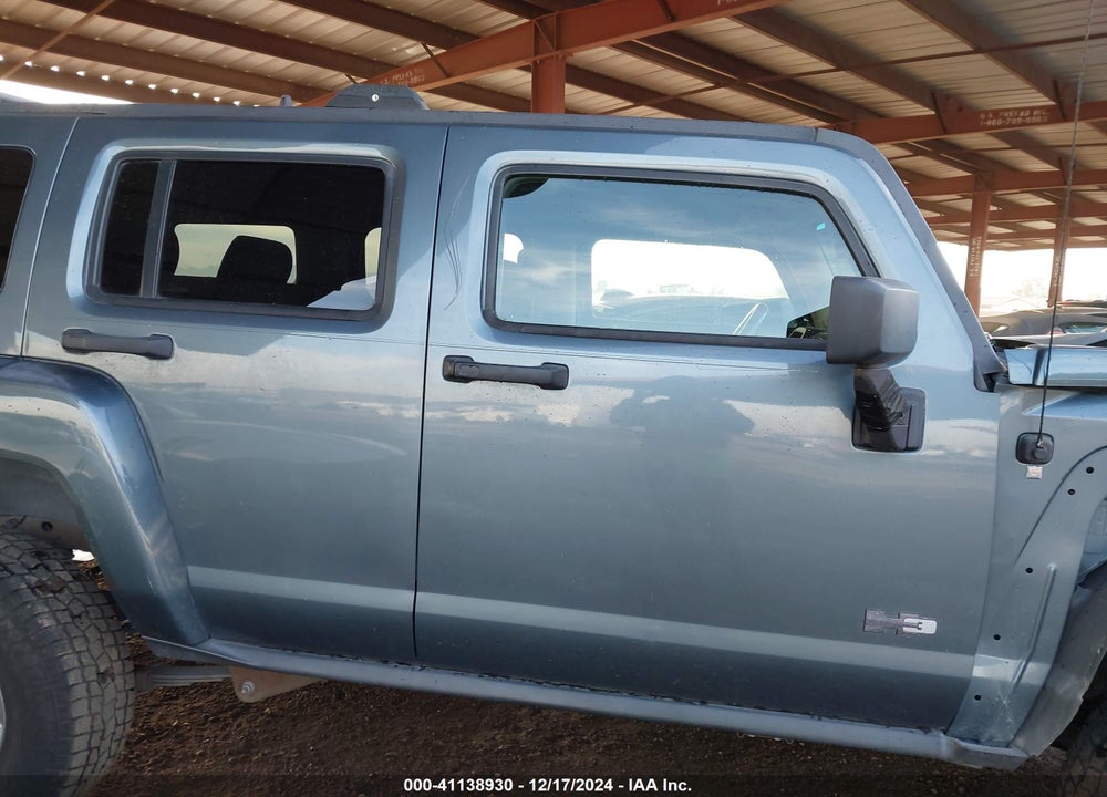 2006 HUMMER H3 SUV VIN: 5GTDN136968247755