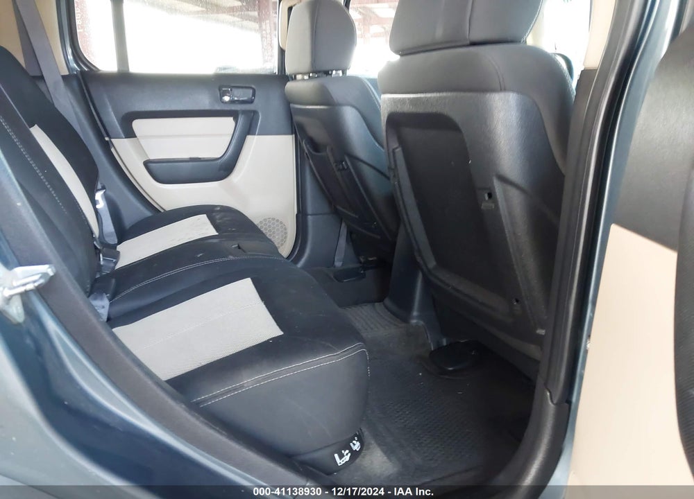 2006 HUMMER H3 SUV VIN: 5GTDN136968247755
