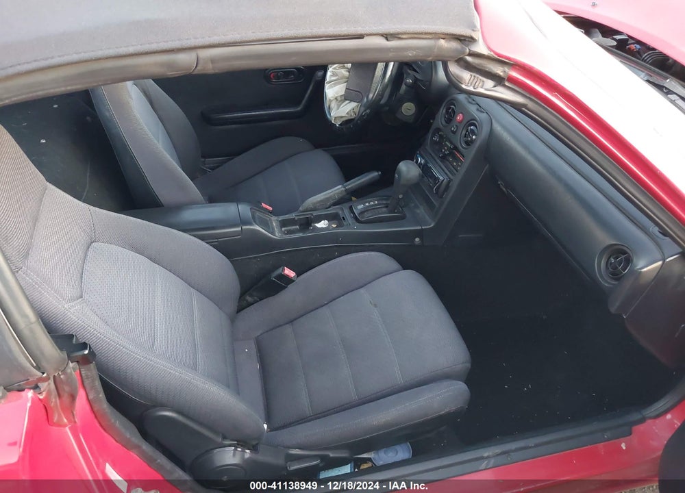 1992 MAZDA MX-5 MIATA VIN: JM1NA3517N0329176