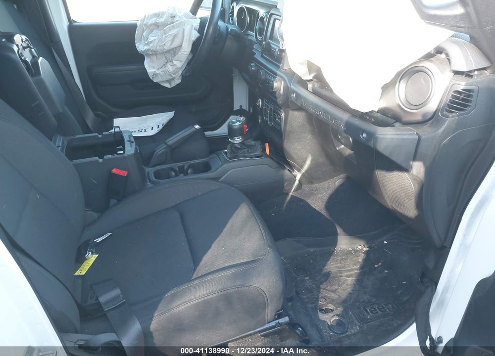 2019 JEEP WRANGLER UNLIMITED SPORT S 4X4 VIN: 1C4HJXDN5KW668486
