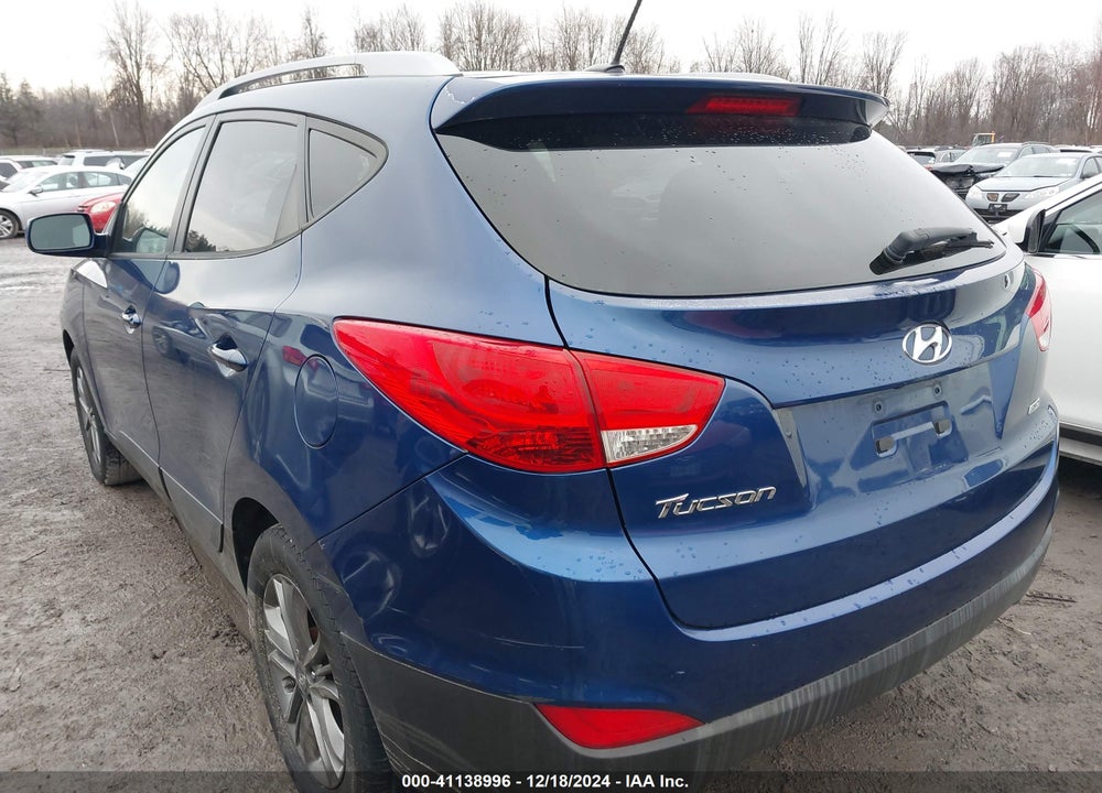 2015 HYUNDAI TUCSON SE VIN: KM8JUCAG9FU998460