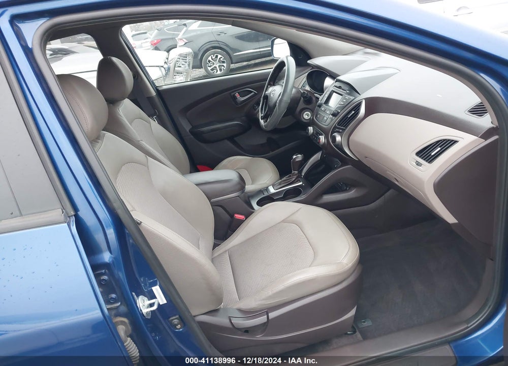 2015 HYUNDAI TUCSON SE VIN: KM8JUCAG9FU998460