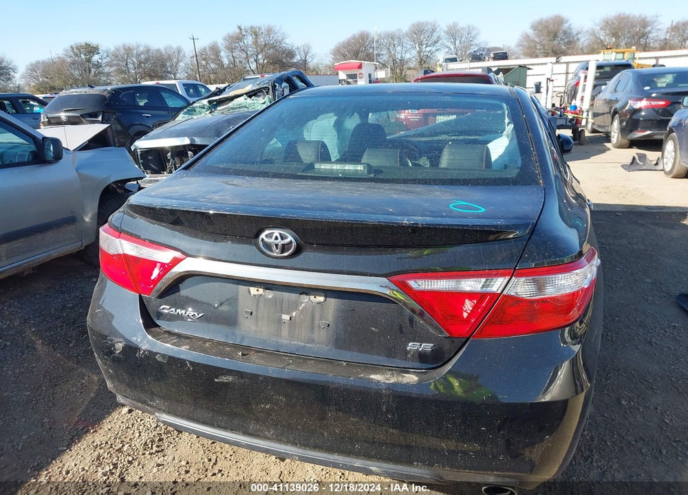 2017 TOYOTA CAMRY SE VIN: 4T1BF1FK4HU375699