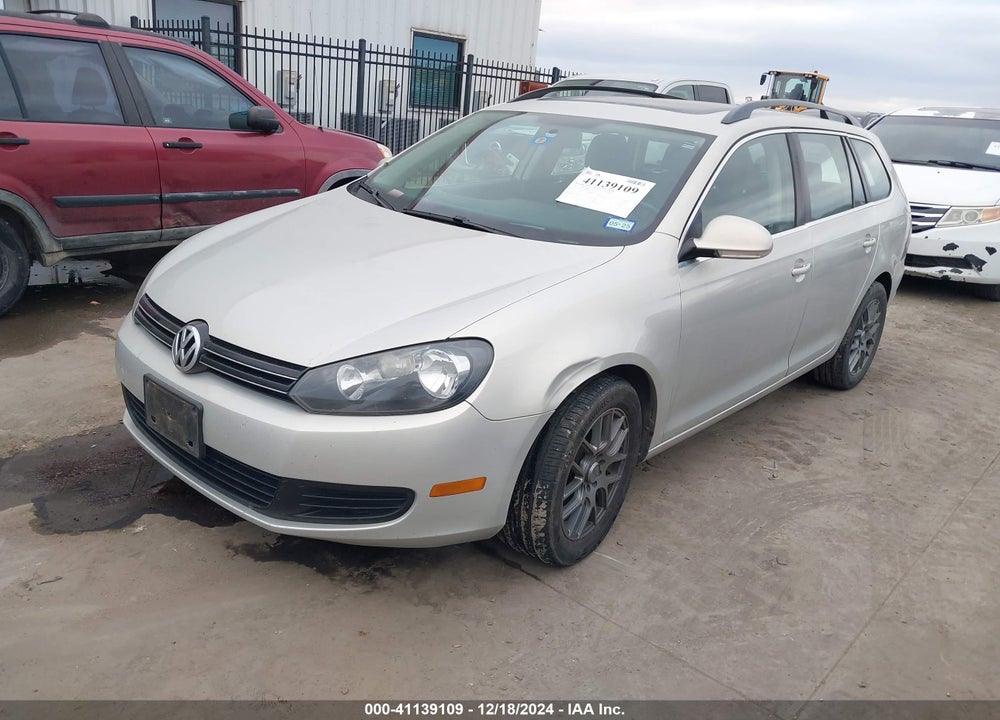2011 VOLKSWAGEN JETTA SPORTWAGEN 2.0L TDI VIN: 3VWPL7AJ8BM647653