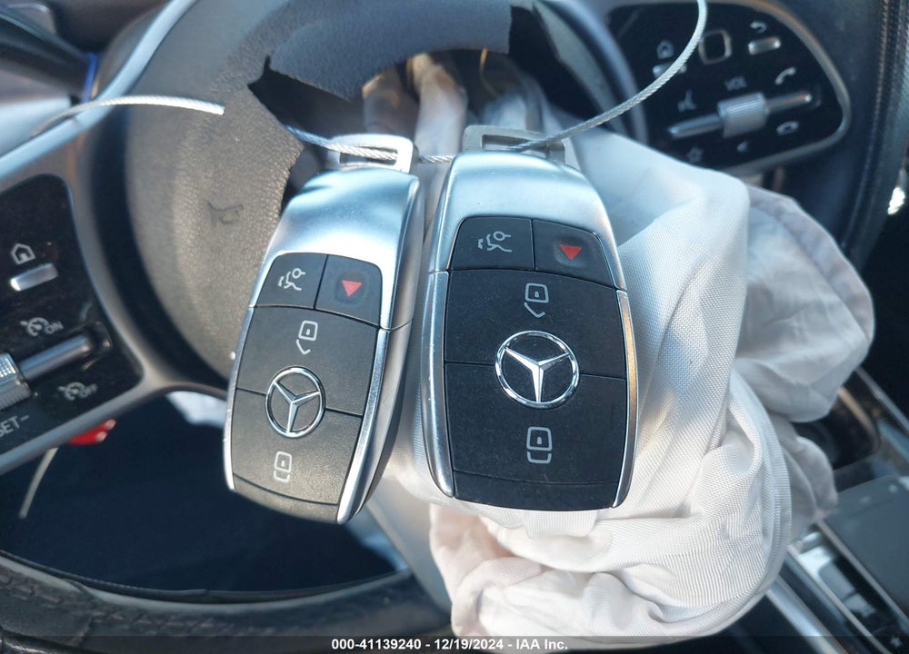 2020 MERCEDES-BENZ GLB 250 4MATIC VIN: W1N4M4HBXLW028191