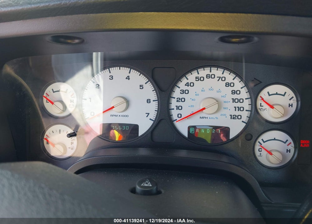 2005 DODGE RAM 1500 ST VIN: 1D7HA16N25J538571