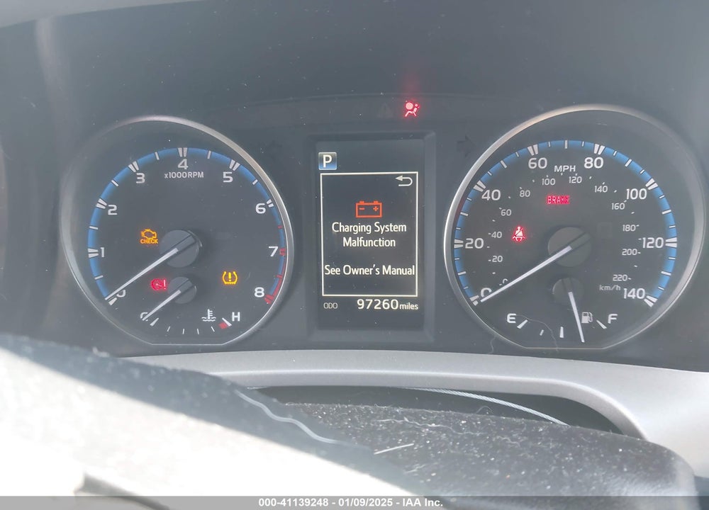 2018 TOYOTA RAV4 XLE VIN: 2T3RFREV5JW819436